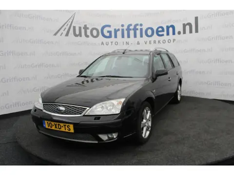 Ford Mondeo Wagon 1.8-16V Platinum nette station met trekhaak