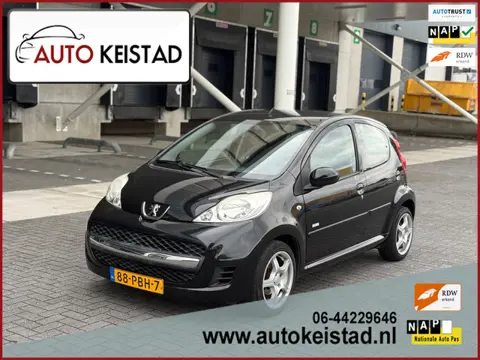 Peugeot 107 1.0-12V 5-DEURS AIRCO/ELEKTR. RAMEN! 1 JAAR APK!