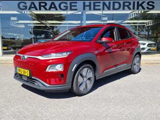 Hyundai Kona EV Fashion 64 kWh | SOH: 95,1% | 3 Fase | Warmtepomp | LED | Blindspot | Stoelverwarmin