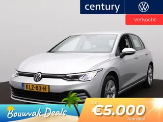 Volkswagen Golf 1.0 TSI Life Business | ACC | Navi | Camera | Sfeerverlichting |