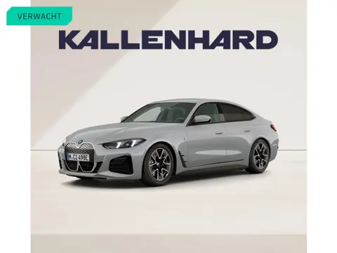 BMW i4 eDrive40 - M-Sport - Head-up - Memoryzetels - Hifi - Parking Assistant Plus