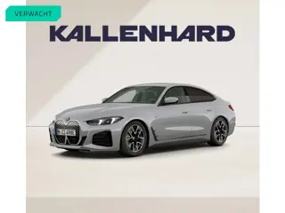 BMW i4 eDrive40 - M-Sport - Head-up - Memoryzetels - Hifi - Parking Assistant Plus