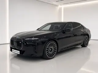 BMW 7 Serie M760e xDrive (bj 2026, automaat)