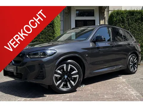 BMW iX3 High Executive 80 kWh PANO | MEMORY | KEYLESS | DRIVING ASS. PROF | CAMERA | LEDER | CARPLAY