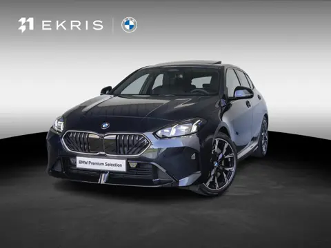 BMW 1 Serie 120 | M Sportpakket Pro | Innovation Pack | Stuurwielrand verwarmd | Harman-Kardon | Com