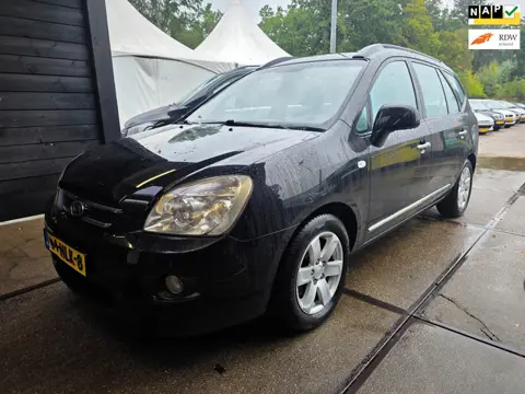 Kia Carens 2.0 CVVT X-ecutive AIRCO