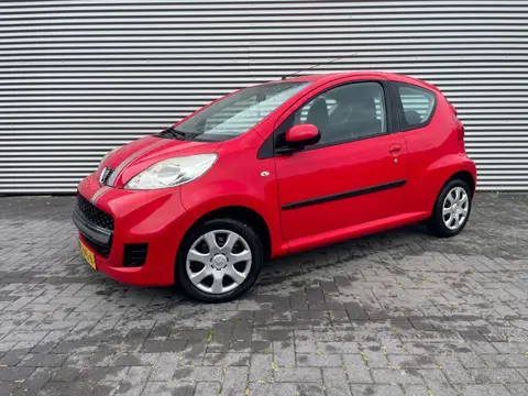 Peugeot 107 1.0-12V XS bouwjaar 2009 met airco / toerenteller / nw apk