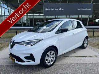 Renault ZOE R110 Life 52 kWh / Koopbatterij / Parkeerhulp. Achter / Navigatie /