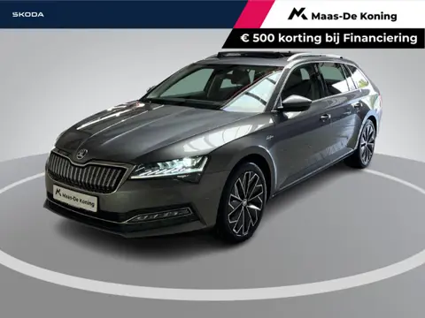 Skoda Superb 1.4TSIiV 160kW/218PK Laurin & Klement · Panoramadak · Leder · Navigatie · 360gr Camera 