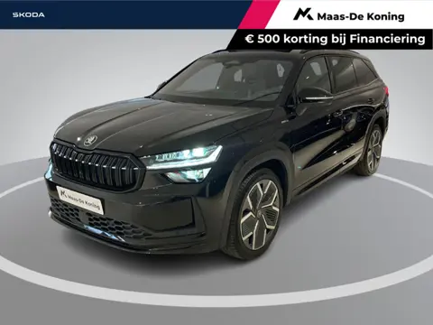 Skoda Kodiaq 1.5TSI 150kW/204PK PHEV Sportline · Panoramadak · Trekhaak · 360°Camera + Parkeersensor