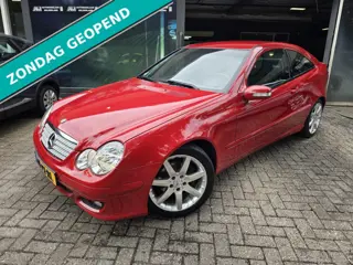 Mercedes-Benz C-klasse Sportcoupé 220 CDI | NIEUWE APK | MOOIE AUTO | ZUINIGE DIESEL | AIRCO | CRUIS