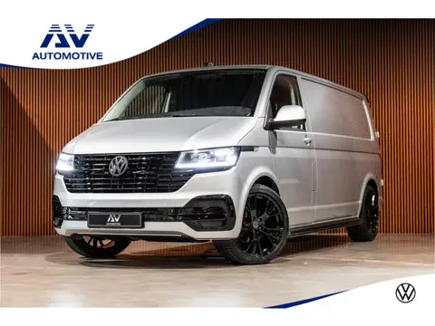 Volkswagen Transporter T6.1 2.0 TDI DSG L2H1 | AV Edition | Bi-Xenon | CarPlay | Camera | Cruise con
