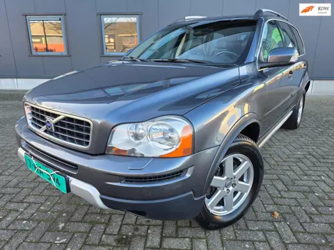 Volvo XC90 2.5T Facelift , netto € 15.250, bijtel vriendelijk, 4ever Youngtimer!