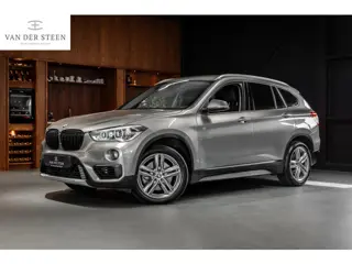 BMW X1 sDrive20i High Executive | Stoelverwarming | Leder