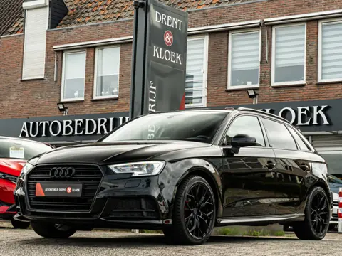Audi A3 Sportback 1.5 TFSI CoD Sport CAMERA 18 INCH VIRTUAL DASH STOELVERW CRUISE