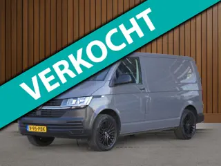 Volkswagen Transporter 2.0 TDI L1H1 28 150PK! Automaat | Trekhaak | Cruise | Apple Carplay | Parkeer
