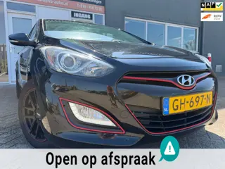Hyundai I30 1.6 GDI i-Motion Plus van 2de Eig met parkeersensoren / camera en navigatie en bluetooth
