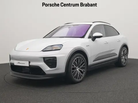 Porsche Macan 4