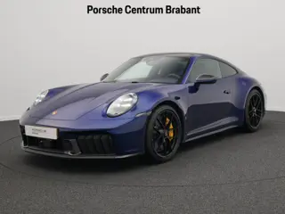 Porsche 911 Carrera 4 GTS