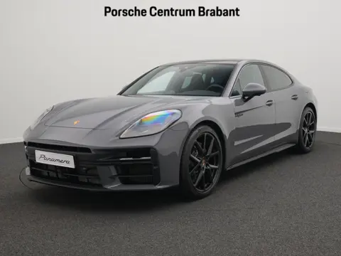 Porsche Panamera 4 E-Hybrid