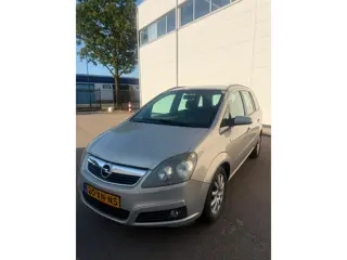 Opel Zafira 2.2 Temptation NOODLOOP