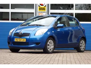 Toyota Yaris 1.3 VVTi Sol MMT