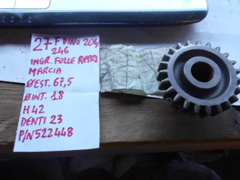 Neutral gear retro gear Ferrari Dino 206 and 246