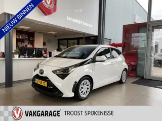 Toyota Aygo 1.0 VVT-i x-play limited,Sport,Apple Carplay/Android Auto,Achteruitrijcamera,Spraakbedie