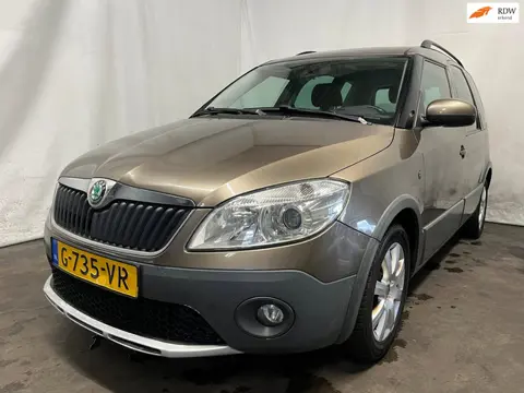 Skoda Roomster 1.2 TSI Elegance SCHADEAUTO!