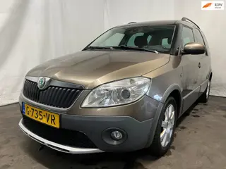 Skoda Roomster 1.2 TSI Elegance SCHADEAUTO!