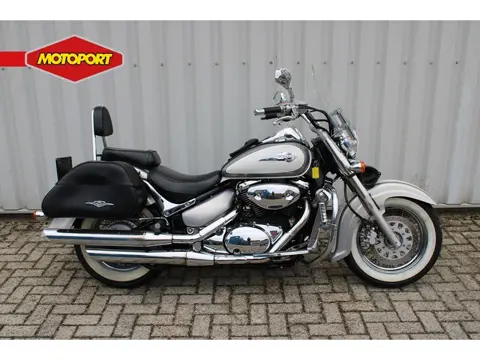 Suzuki VL 800 LC Intruder (bj 2004)