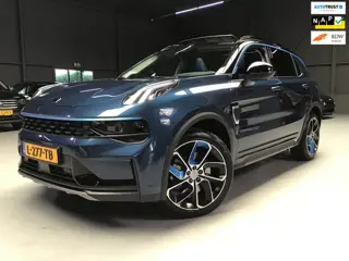 Lynk & Co 01 1.5 I New apk + 4x Banden I Pano I Trekhaak I Camera I Carplay I Navi I Stoelverw I Goe