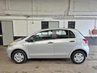 Toyota Yaris 1.0 VVTi Acces / Airco / Garantie