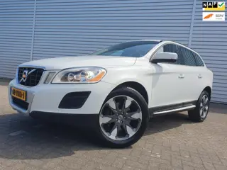 Volvo XC60 2.0 T5 Autom Clima/Cruise/NAVI/LM 19"