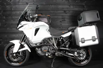 KTM 1290 Super Adventure ABS (2016)