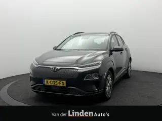 Hyundai KONA EV Comfort 64 kWh 3- Fase SOH 96,4% | Warmtepomp | Trekhaak | Camera | Adaptive Cruise 