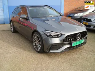 Mercedes-Benz C-klasse Estate 300 e Amg line Black editie