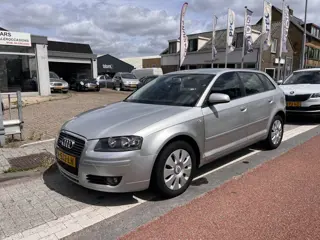 Audi A3 Sportback 1.6 FSI 5DRS. Ambiente S-Line Stoelverw. Pdc Volledig Onderhoud Aanwezig