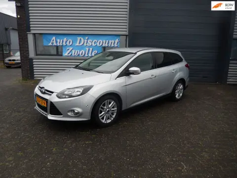 Ford Focus Wagon 1.0 EcoBoost Lease Titanium MET EXSTRA WINTERBANDEN