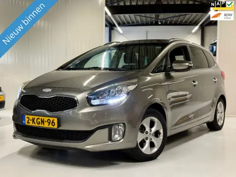 Kia Carens 1.6 GDi Business Pack