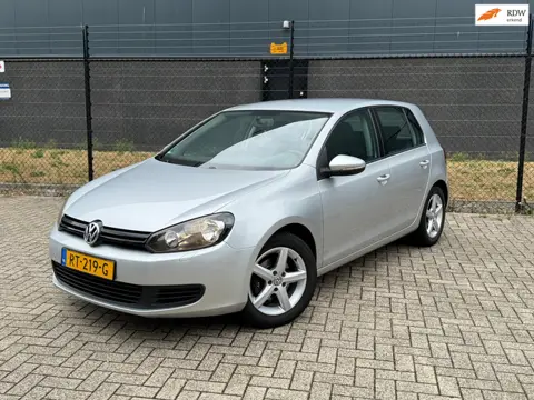 Volkswagen Golf 1.6 |Airco| |Camera| |Stoelverwarming| |Trekhaak|