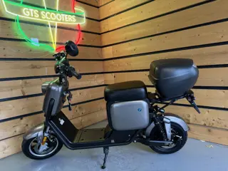 GTS Snorscooter E-Tronic (bj 2021, automaat)