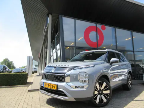 Mitsubishi Outlander 2.4 PHEV Business Edition 4WD AUTOMAAT 306 PK
