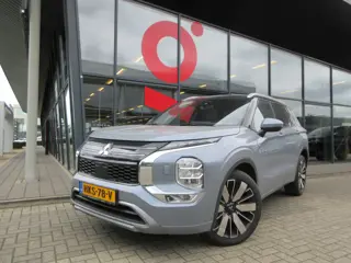 Mitsubishi Outlander 2.4 PHEV Instyle+ 4WD AUTOMAAT 306 PK | TREKHAAK |