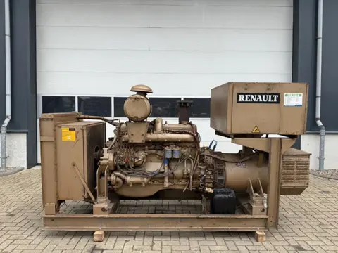 Renault Leroy Somer 200 kVA noodstroom aggregaat generatorset 648 hours
