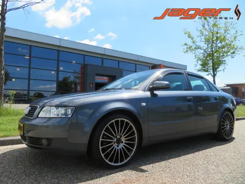 Audi A4 LIMOUSINE 3.0 V6 PRO-LINE (bj 2003)