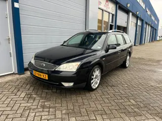 Ford Mondeo Wagon 2.0-16V Ghia Executive