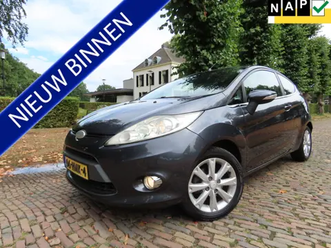 Ford Fiesta 1.25 Ghia Airco Lm Velgen Trekhaak (bj 2009)