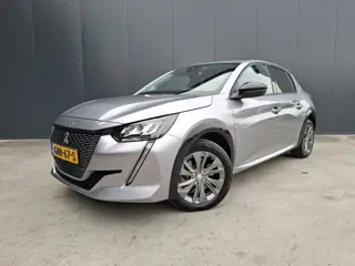 Peugeot e-208 EV Allure 50 kWh 1e eigenaar CAMERA NAVI LED CRUISE ECC