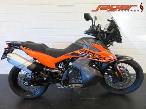 KTM 890 ADVENTURE NIEUWSTAAT!! HISTORIE (bj 2022)